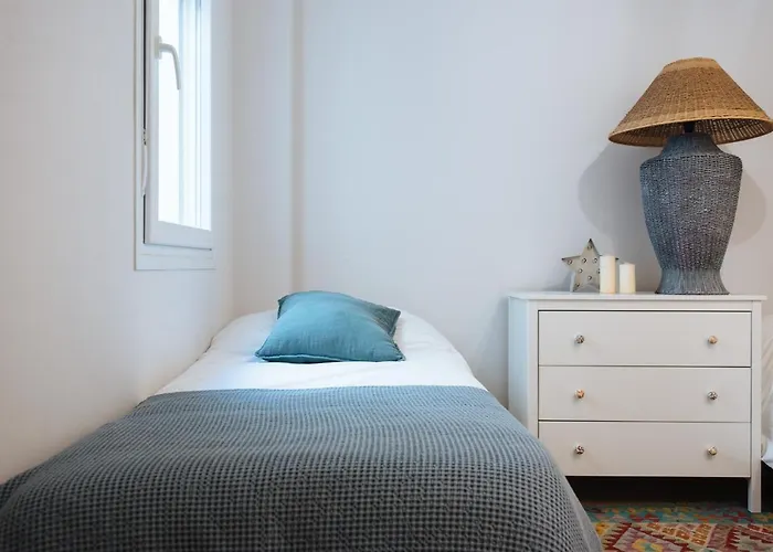 Pz Triana Amplio, Moderno Y Luminoso Apt 2D 2B